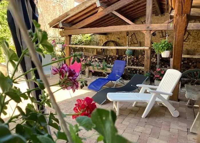 Ancienne Ferme Restauree Avec Charme, Vergers De Mirabelles, Borne Electrique, Proche De Madine - Fr-1-585-7 *