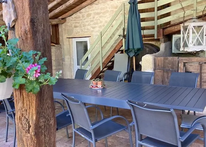 Holiday home Ancienne Ferme Restauree Avec Charme, Vergers De Mirabelles, Borne Electrique, Proche De Madine - Fr-1-585-7 *