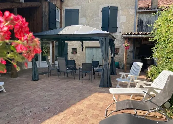 Ancienne Ferme Restauree Avec Charme, Vergers De Mirabelles, Borne Electrique, Proche De Madine - Fr-1-585-7 *