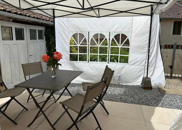 Ancienne Ferme Restauree Avec Charme, Vergers De Mirabelles, Borne Electrique, Proche De Madine - Fr-1-585-7